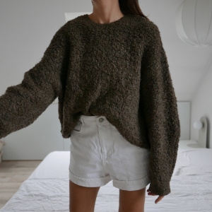 sweter • GINA TRICOT • L