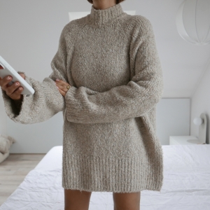 sweter • SECOND FEMALE • M 