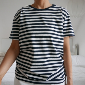  t-shirt • SAMSOE SAMSOE • M
