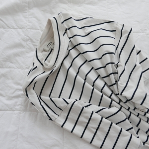 t-shirt • COS • S/M