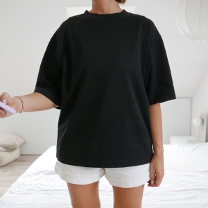 t-shirt • UNIQLO • M